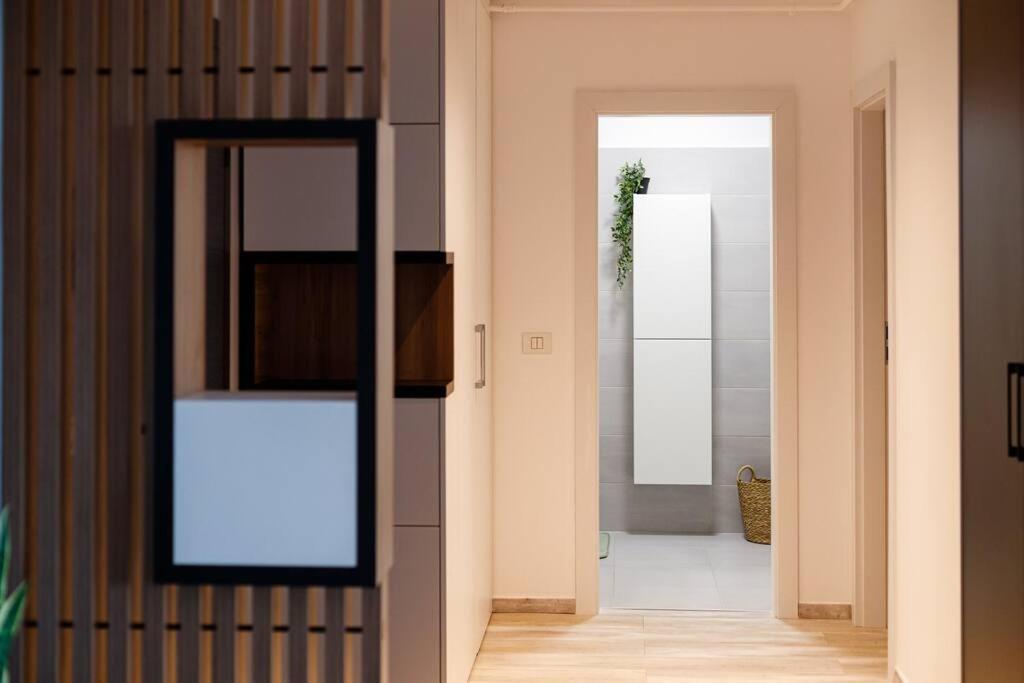 טימישוארה Luxury Apt. Near River & Parking מראה חיצוני תמונה